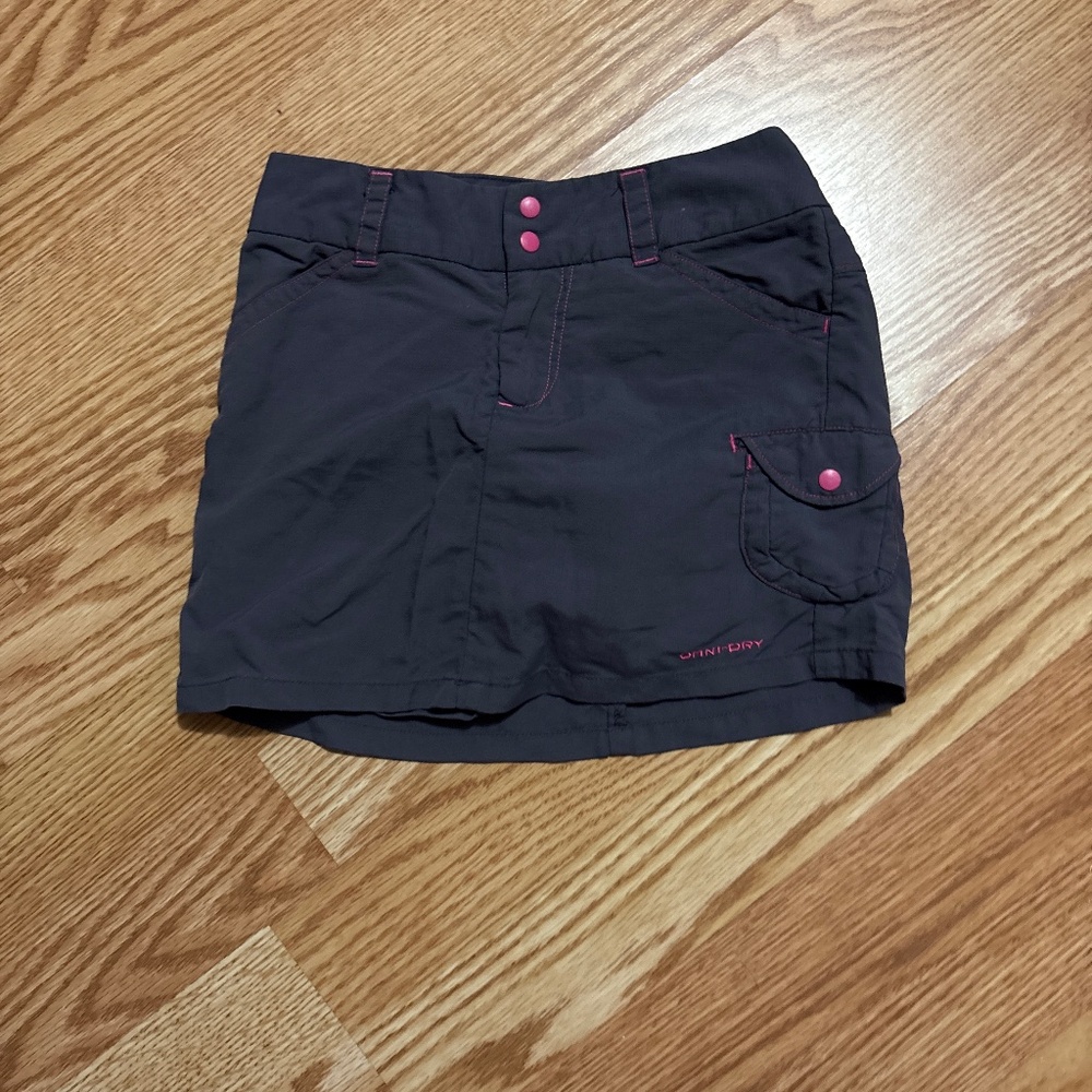 Columbia Nylon skirt